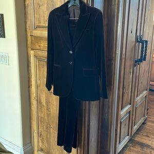 THEORY Brown Velvet Blazer Pants Suit